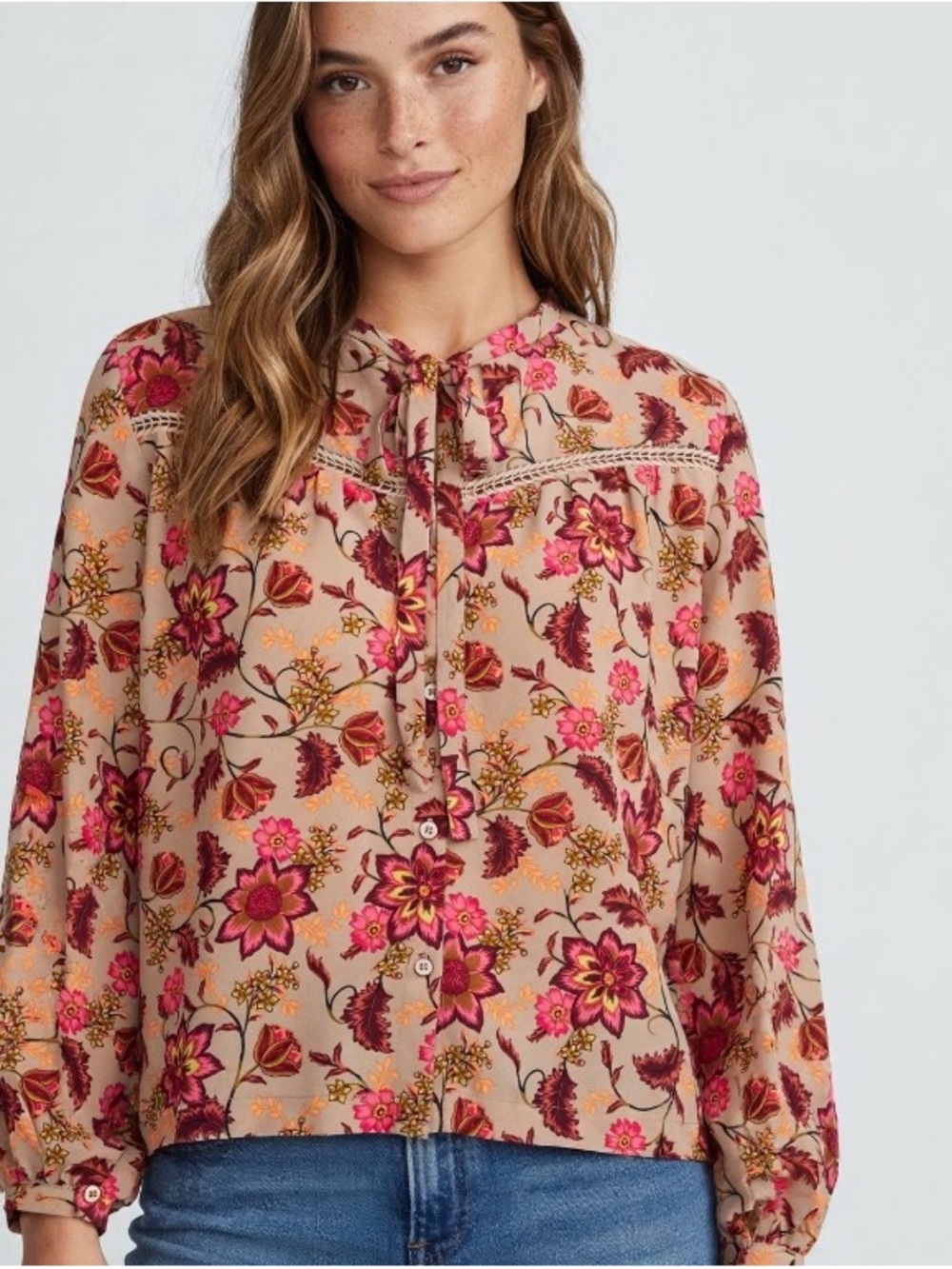 Tie-Neck Floral Blouse in Beige and Pink